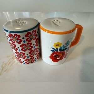 The Pioneer Woman Flea Market Ceramic Shaker Set with Red and Orange Details